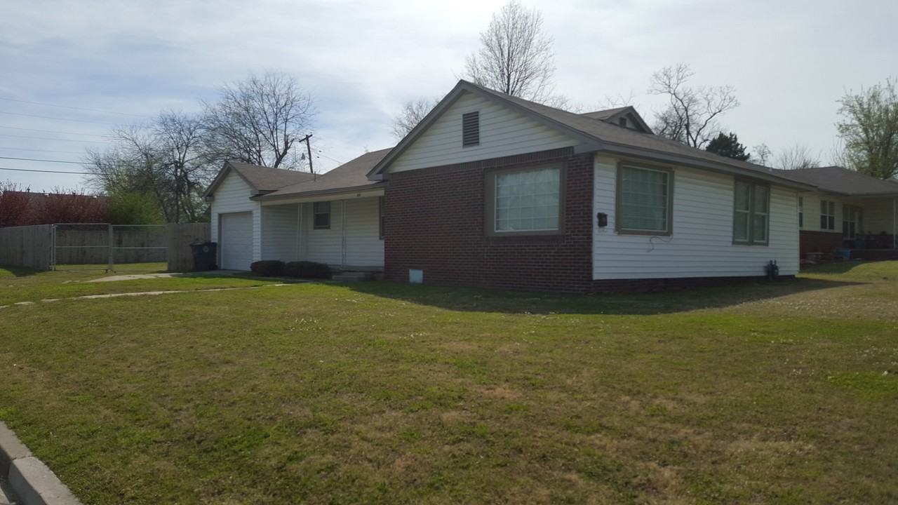 452 S 67th E Ave - Photo 2 of 31