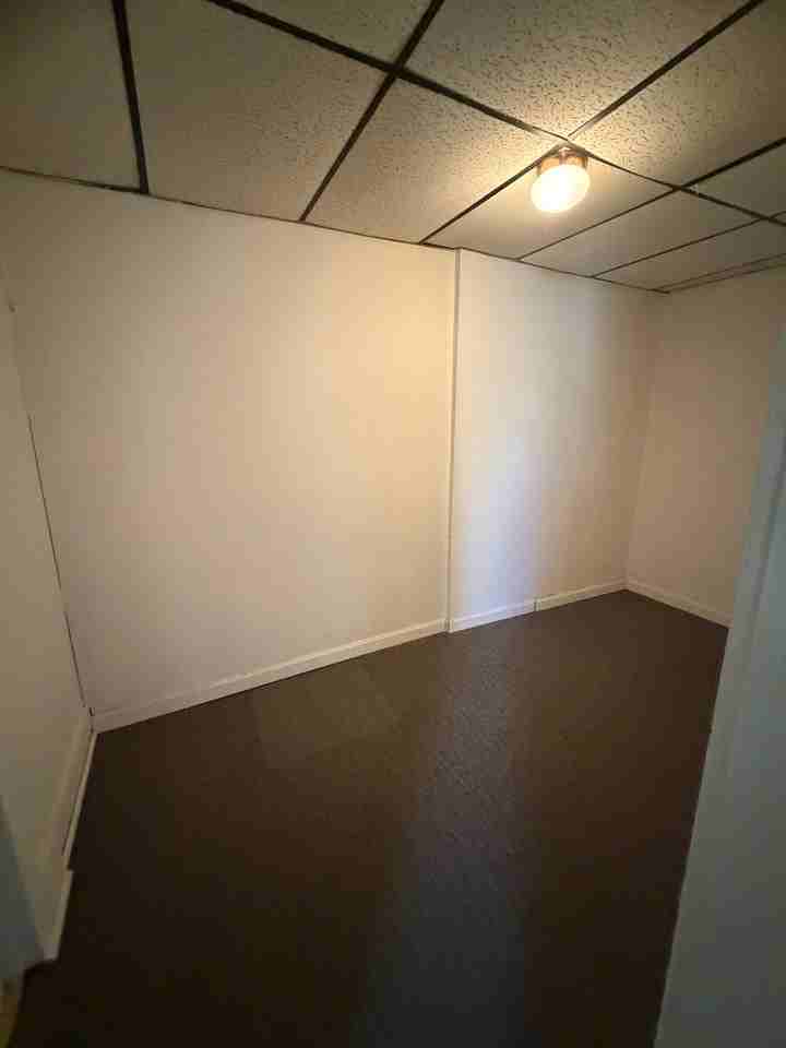 101 Powell Ave - Photo 4 of 4