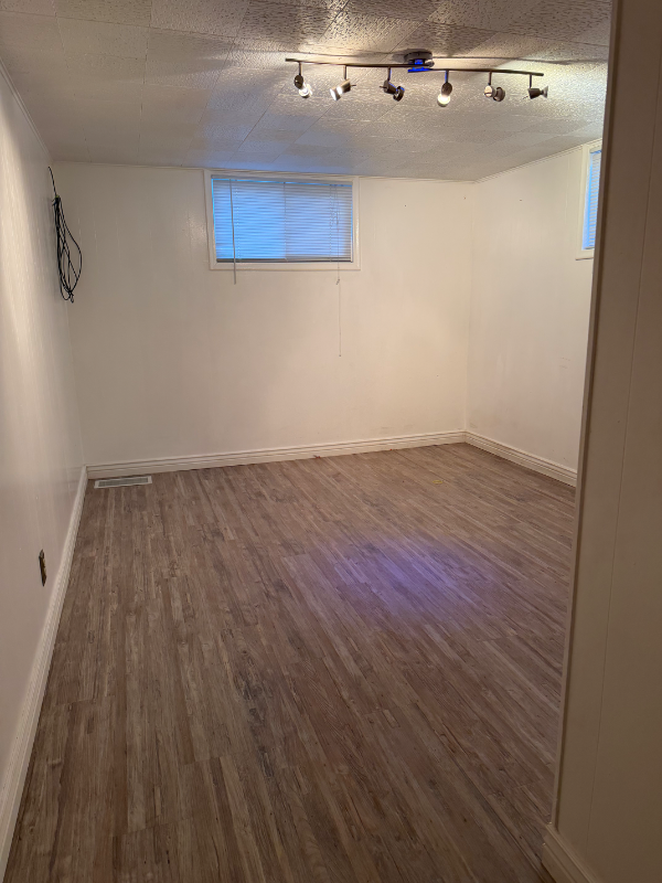 2046 E Center St #2 - Photo 4 of 12