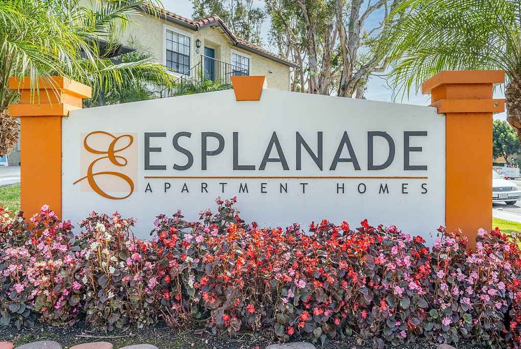 Esplanade - Photo 5 of 32