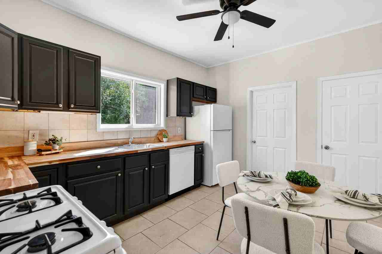 4028 Schiller Pl - Photo 6 of 16