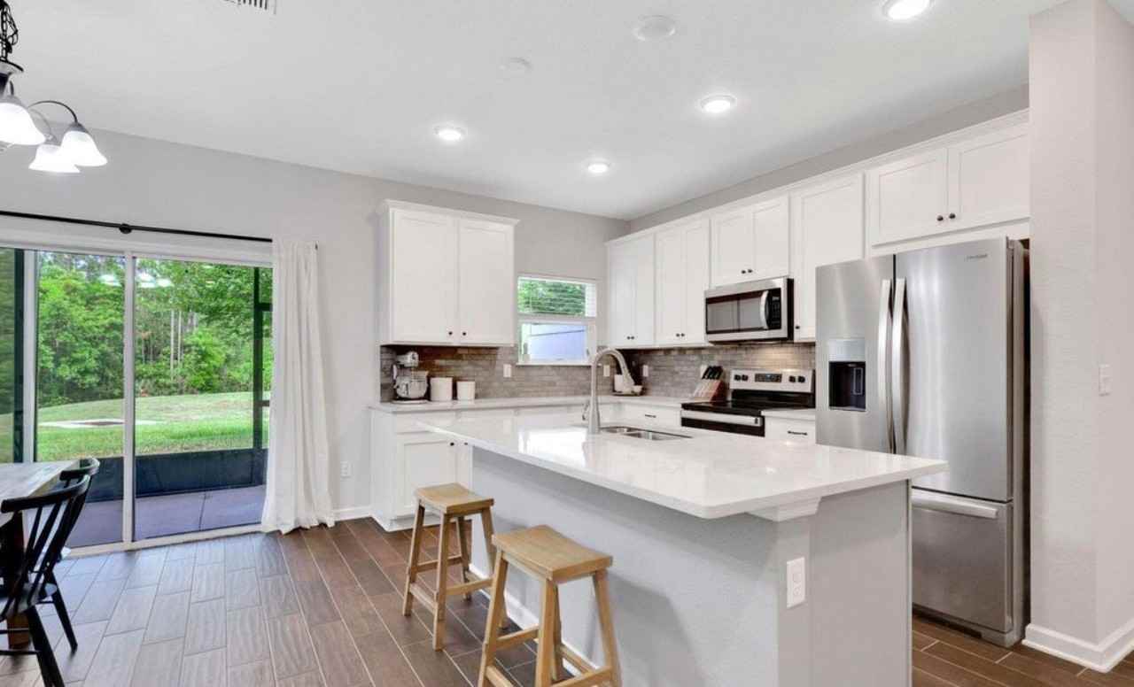 14014 Sterely Ct S - Photo 3 of 20