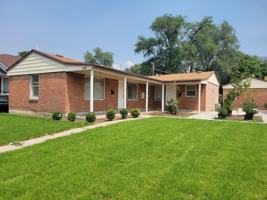 featured image of 2084 Monroe Blvd