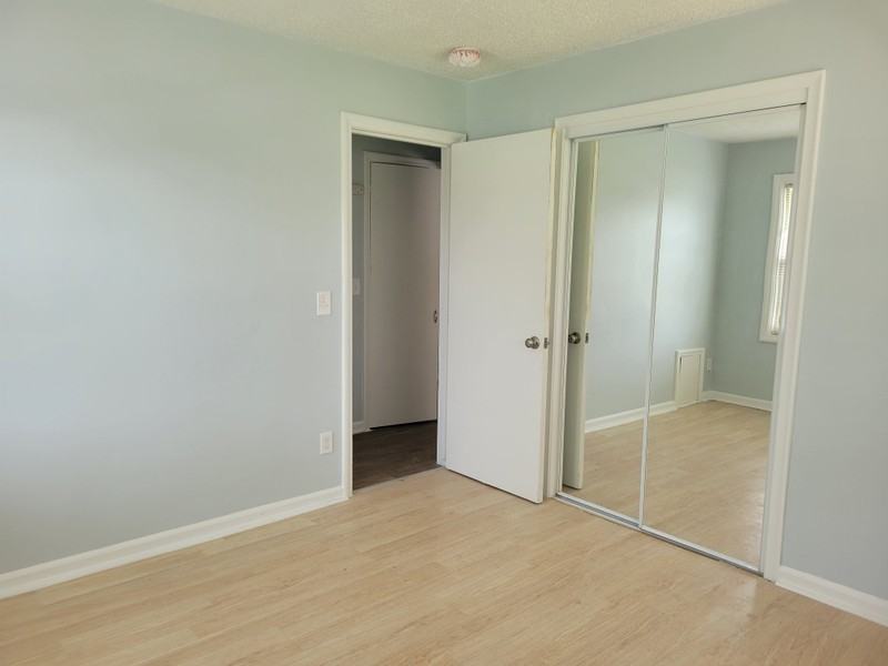 2084 Monroe Blvd - Photo 3 of 7