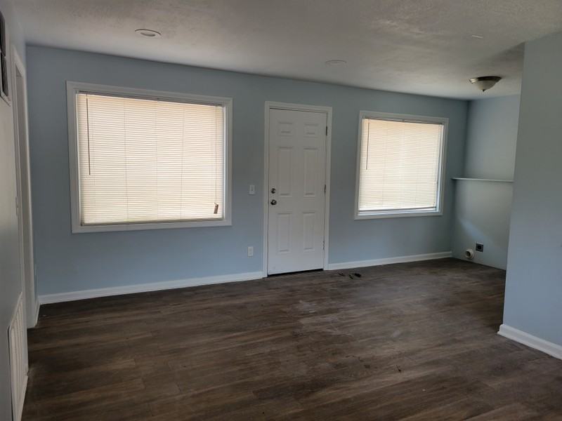 2084 Monroe Blvd - Photo 5 of 7