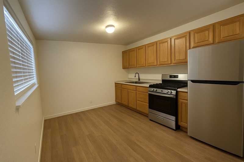 99 Se #18 - Photo 2 of 20