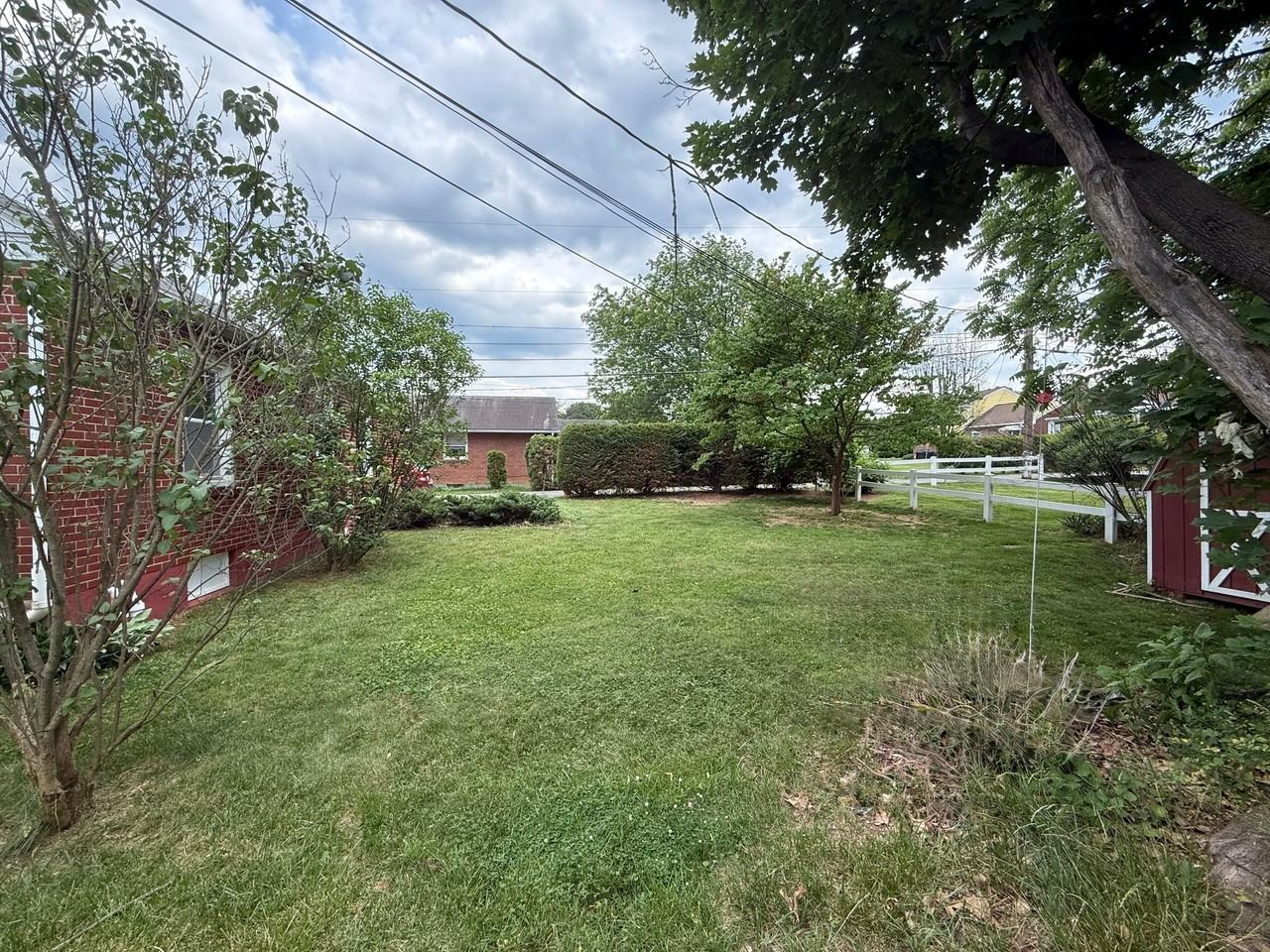 408 S 24th St - Photo 2 of 13