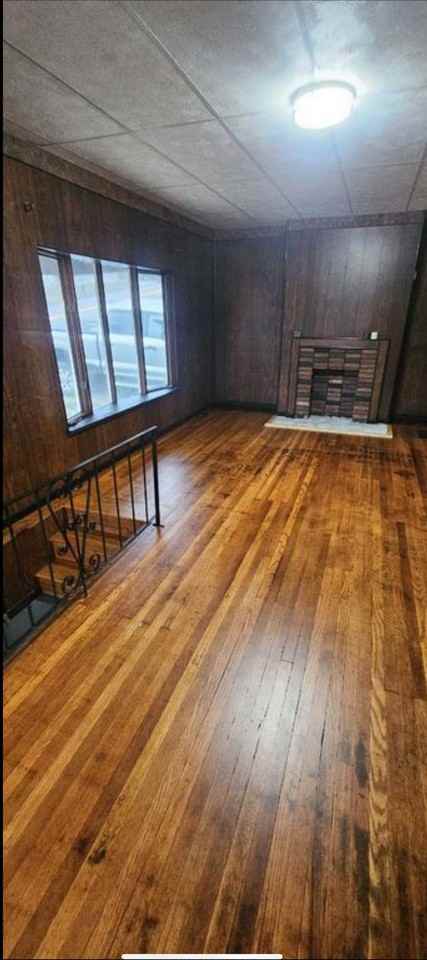 604 7th St - Photo 6 of 21