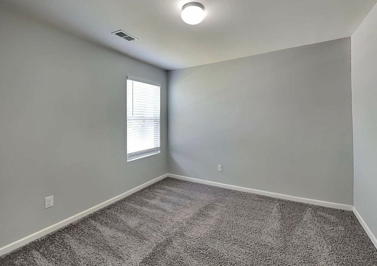 2136 Theberton Trl - Photo 4 of 11