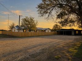 featured image of 7212 N County Road