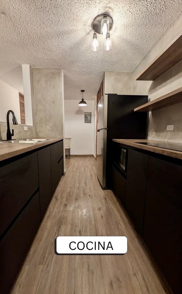 123 Calle Ronda - Photo 3 of 15