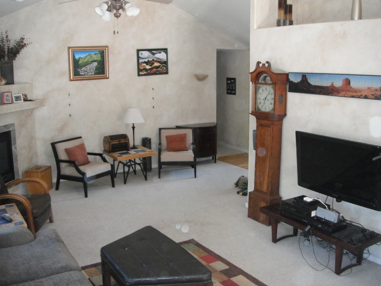 389 Butte Ct - Photo 2 of 6