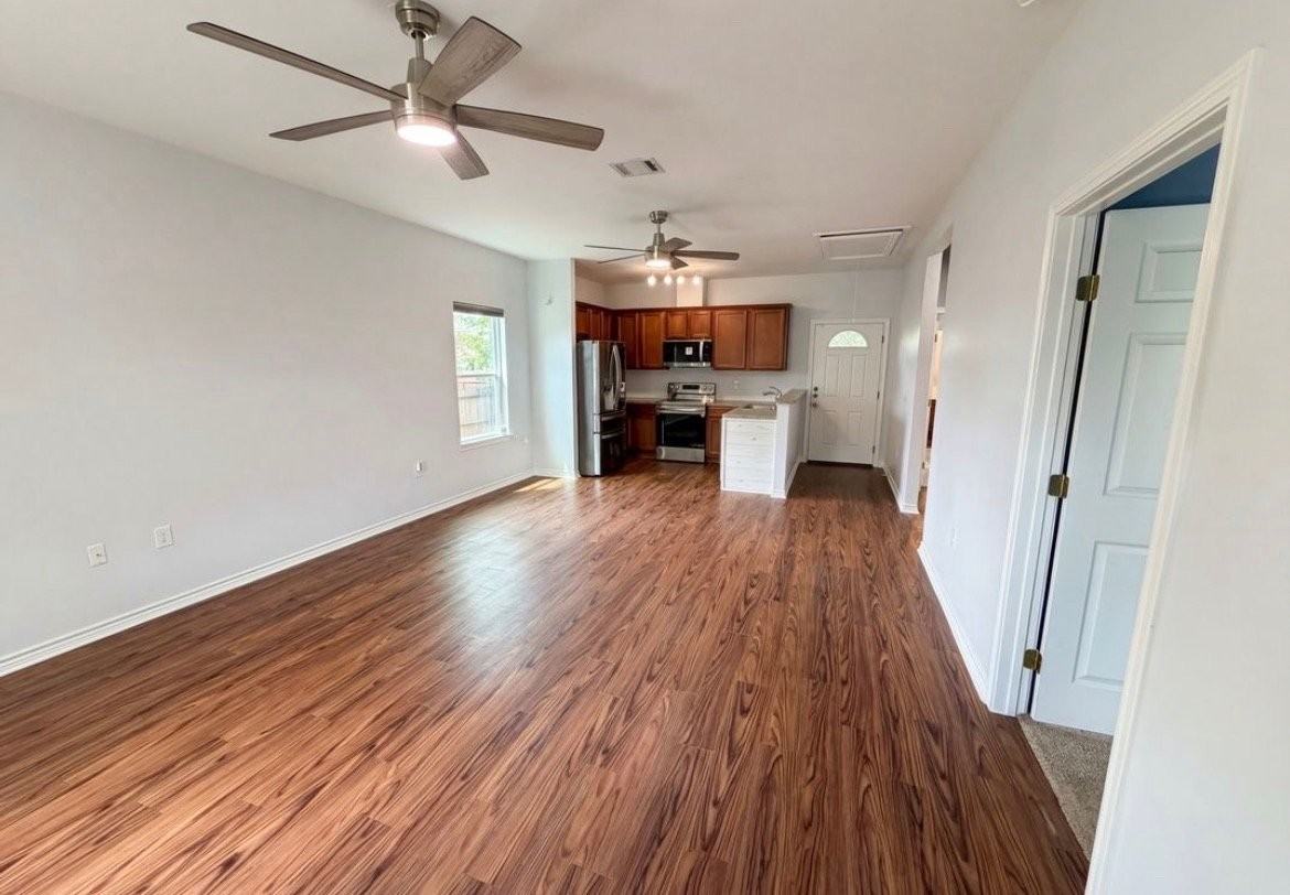 4417 Edward St - Photo 6 of 9