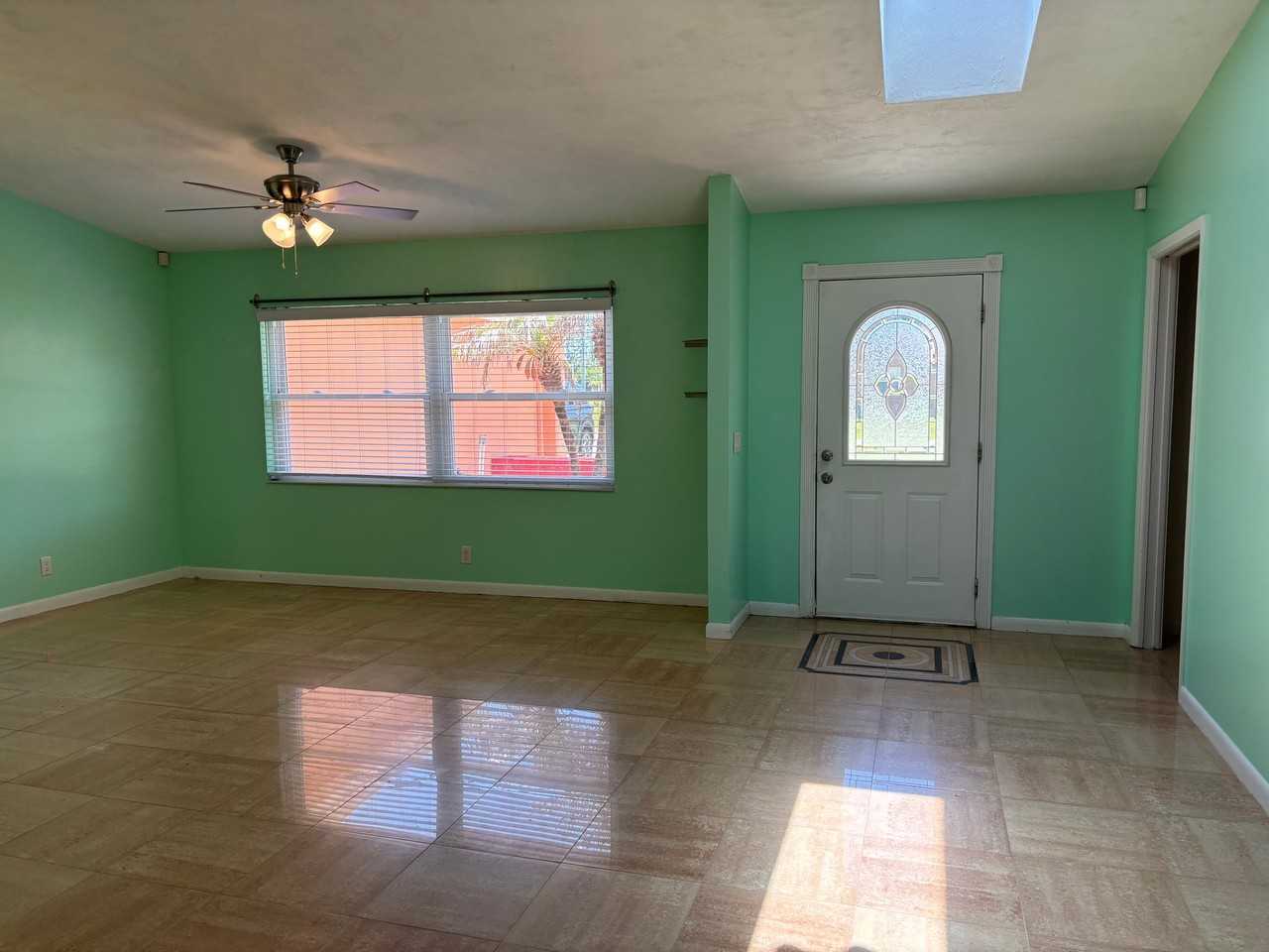 2 Windermere Pl - Photo 5 of 14