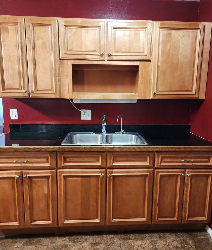 91 Regency Park Dr - Photo 3 of 17