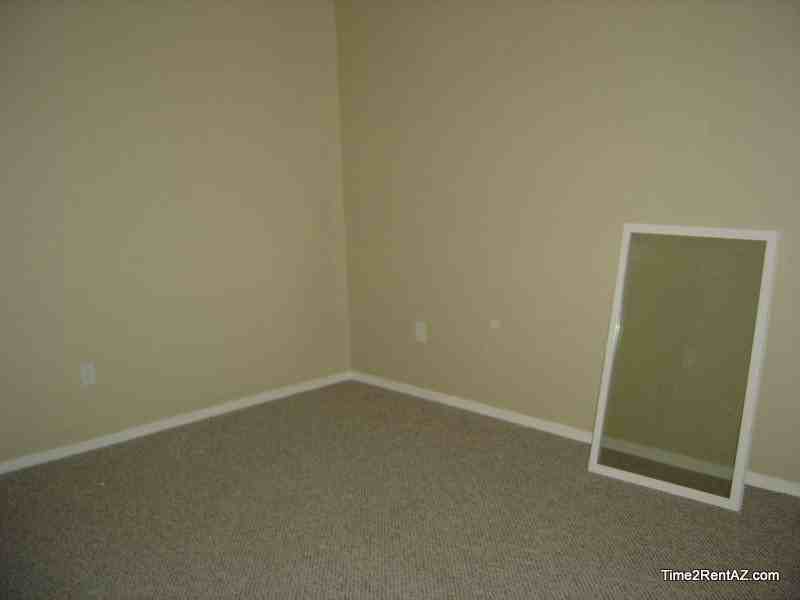 2936 E Atlanta Ave - Photo 2 of 8