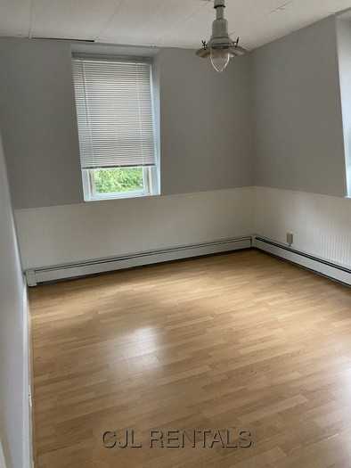 403 Putnam Ave #403-2 - Photo 3 of 6