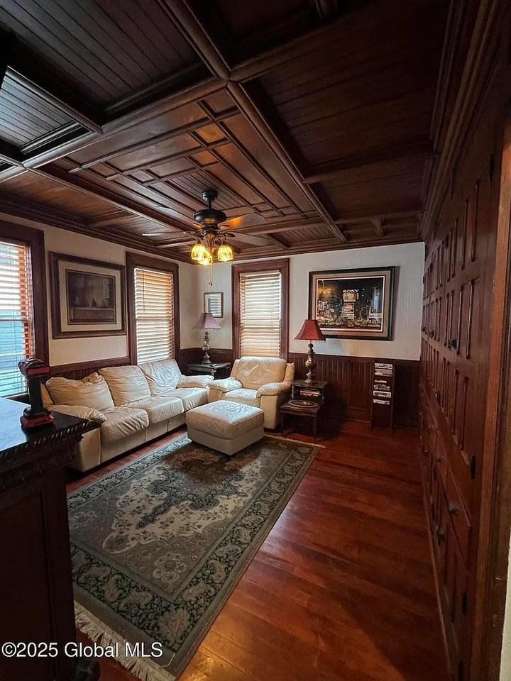 21 Willett Street - Photo 6 of 24