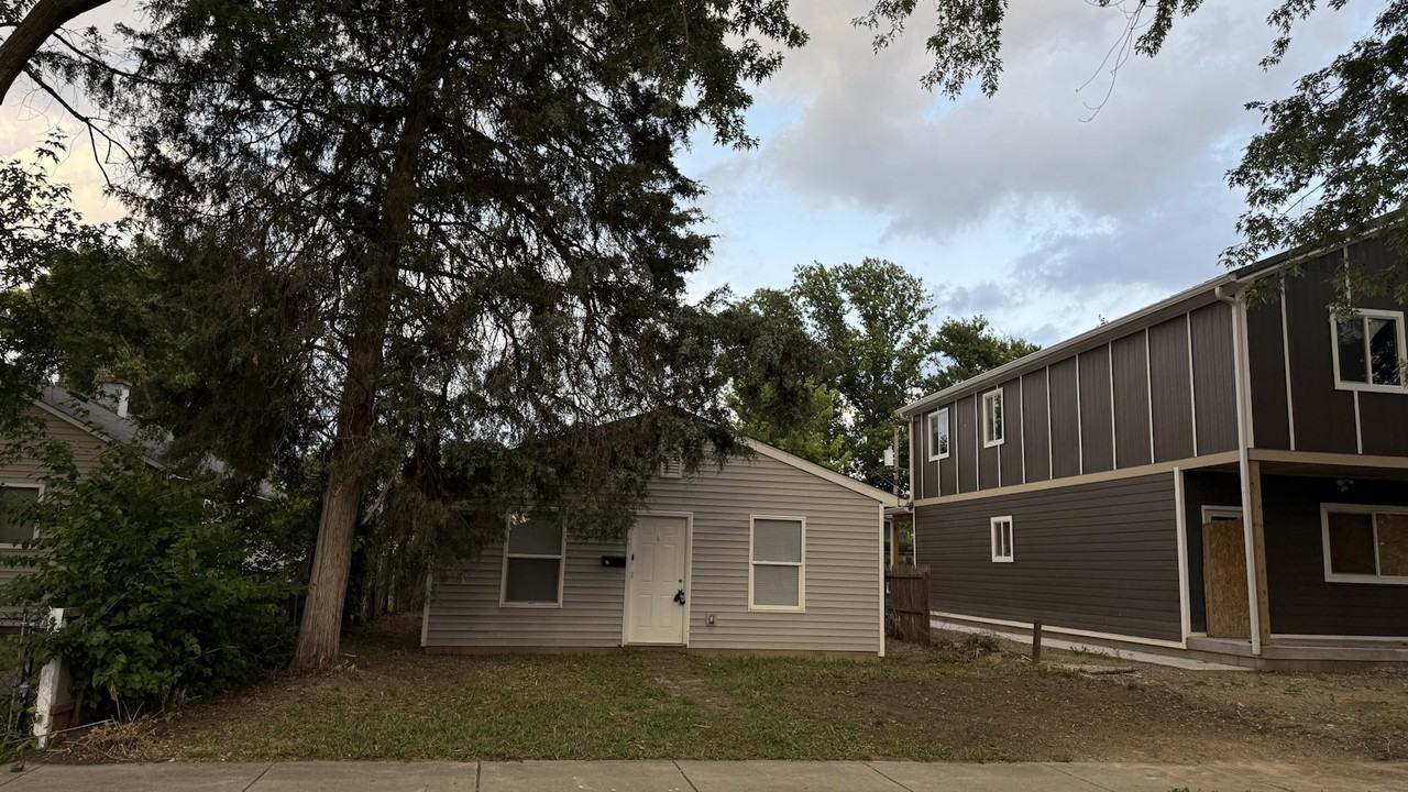 29 South Bradley Avenue - Photo 2 of 11