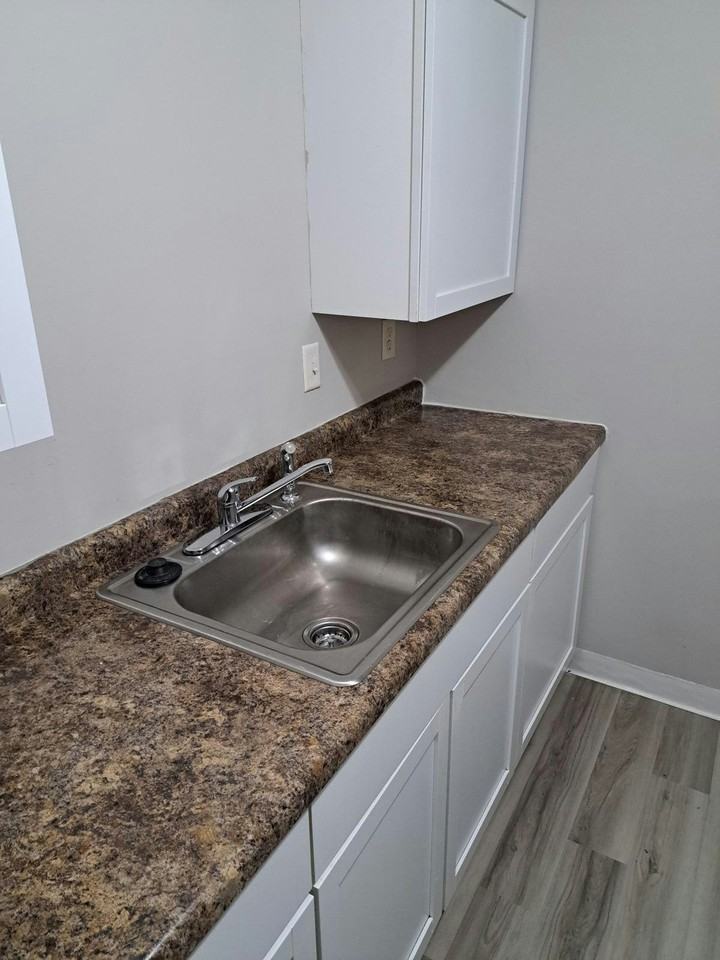 29 South Bradley Avenue - Photo 4 of 11
