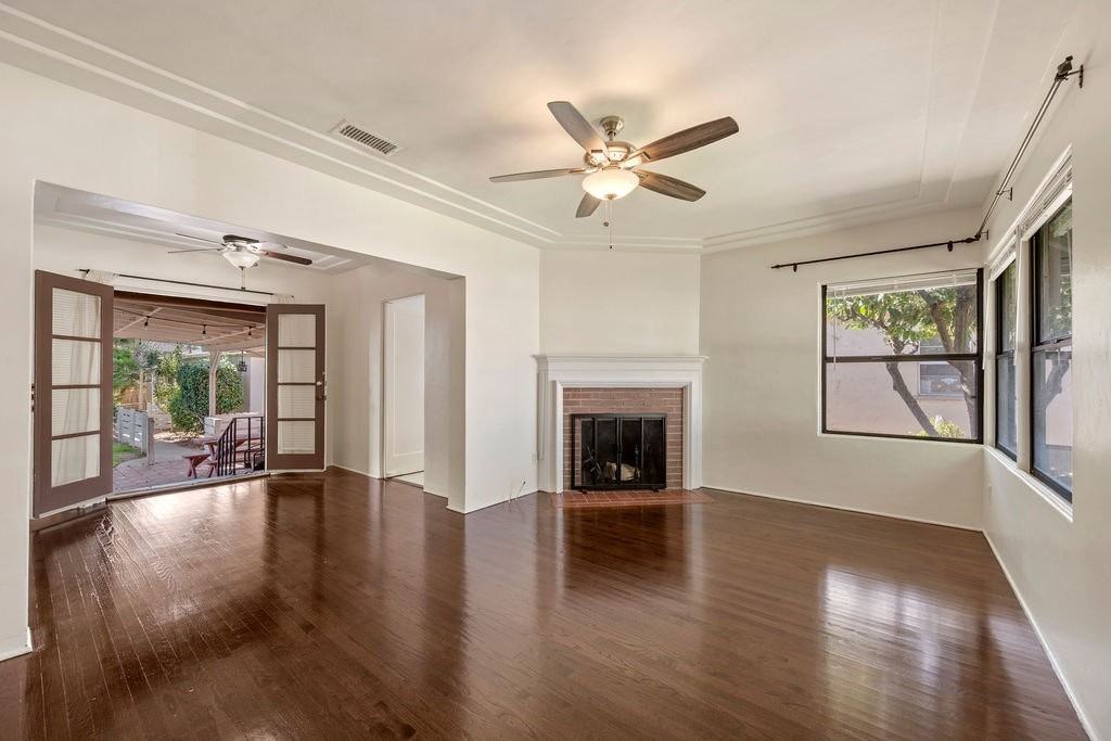4735 Valencia Drive, Unit Front - Photo 4 of 25