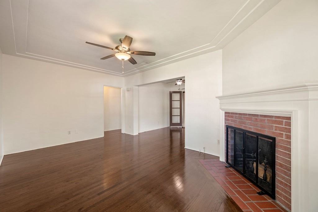 4735 Valencia Drive, Unit Front - Photo 5 of 25