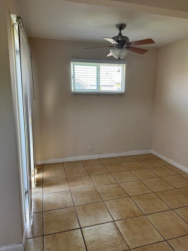 10640 Gridley Rd #A - Photo 2 of 5
