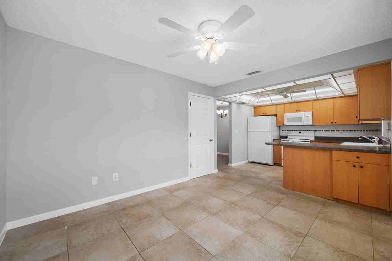7077 Versailles N #7077 - Photo 5 of 22