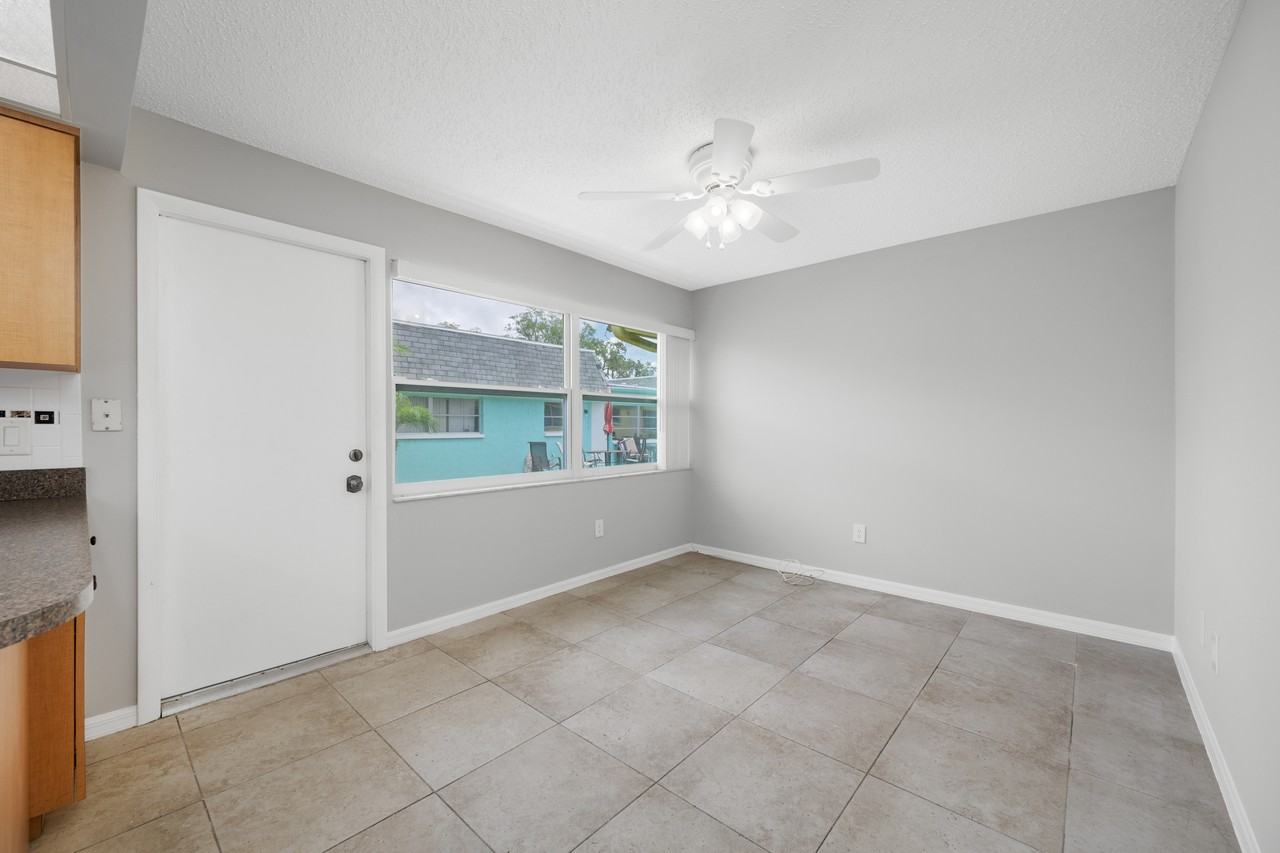 7077 Versailles N #7077 - Photo 7 of 22