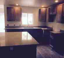 featured image of 2907 Riverside Dr #1