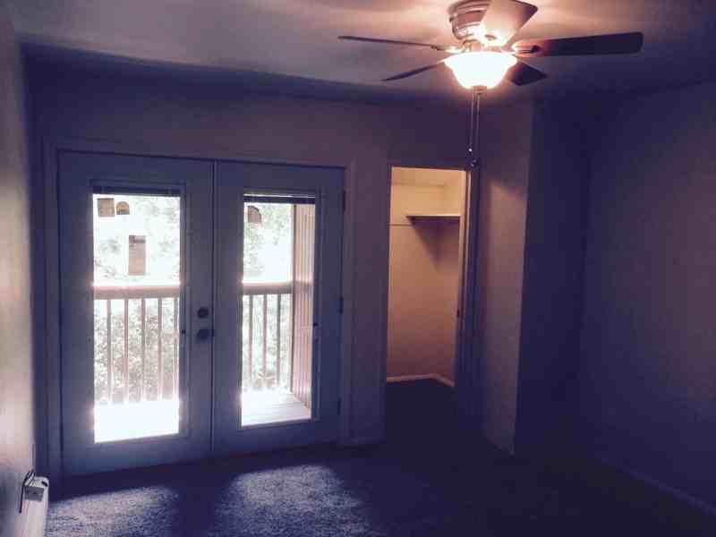 2907 Riverside Dr #1 - Photo 5 of 16
