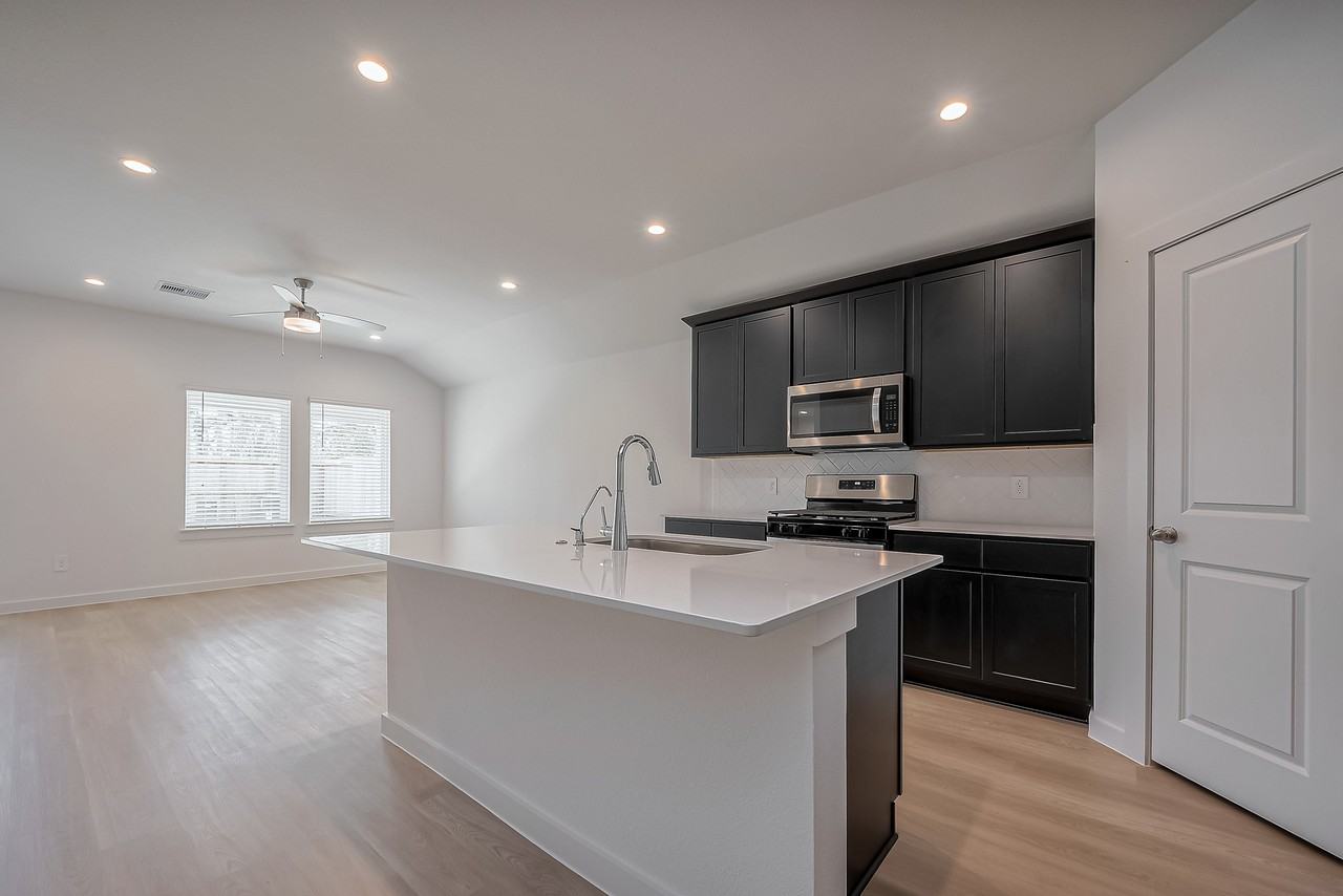 1535 Merulana Ln #NA - Photo 4 of 23