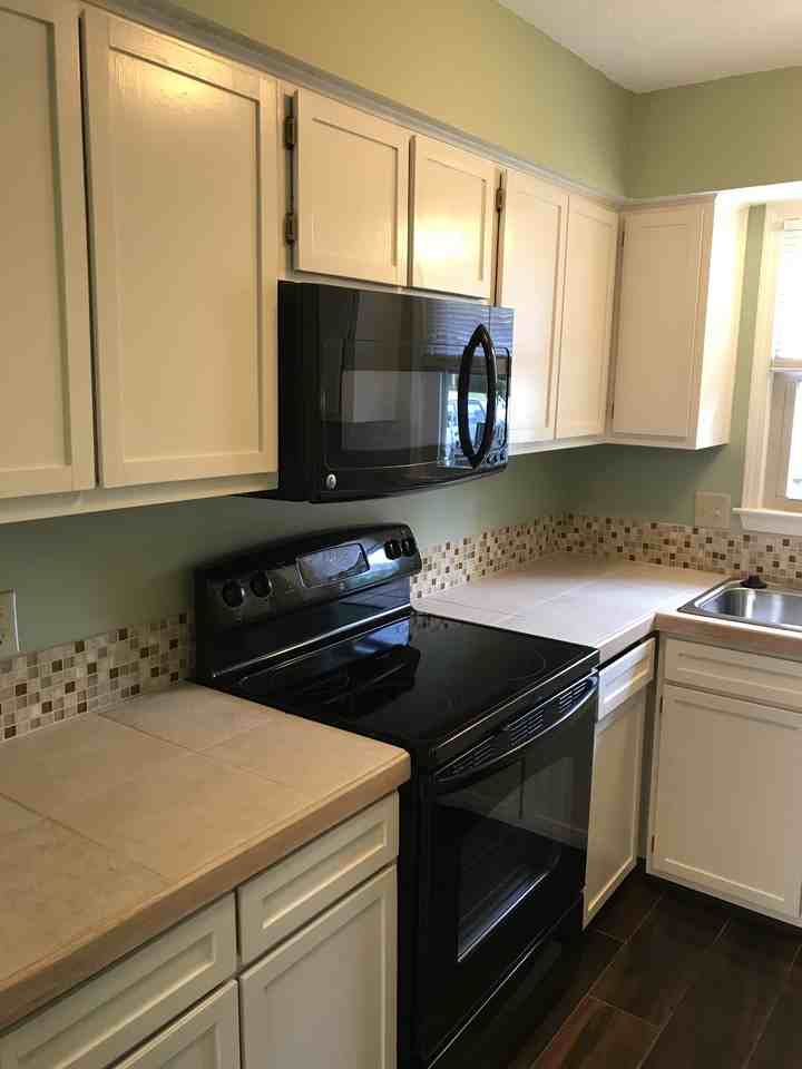 351 Wrenfield Rd #B - Photo 4 of 13