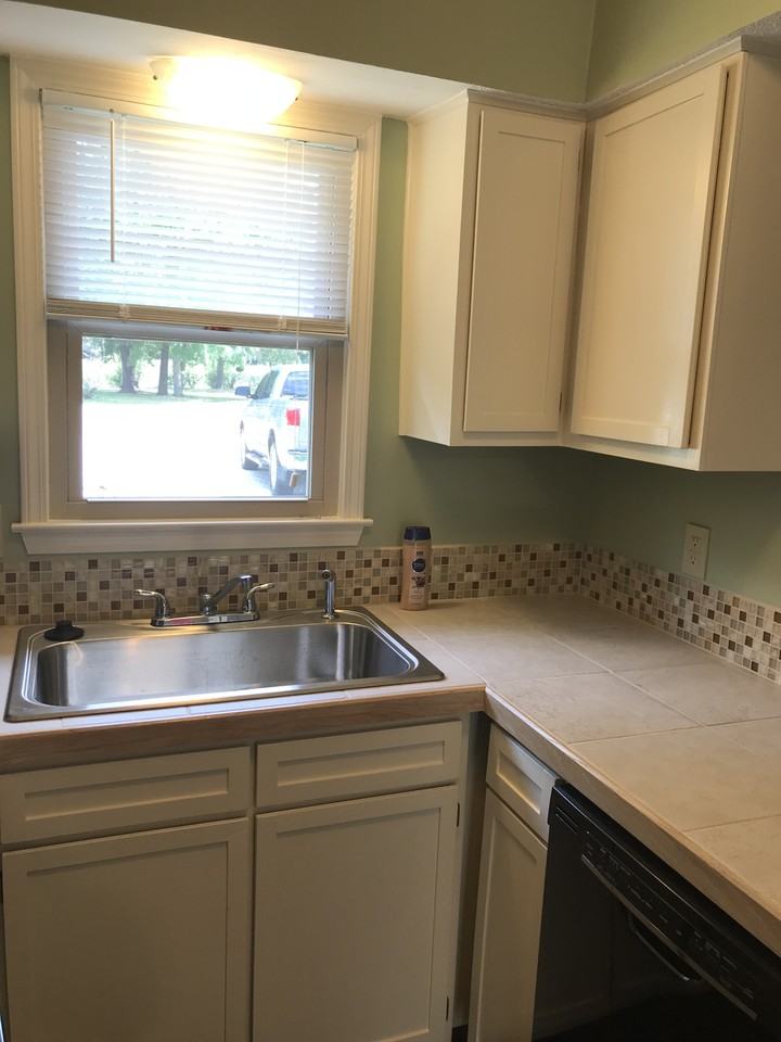 351 Wrenfield Rd #B - Photo 5 of 13