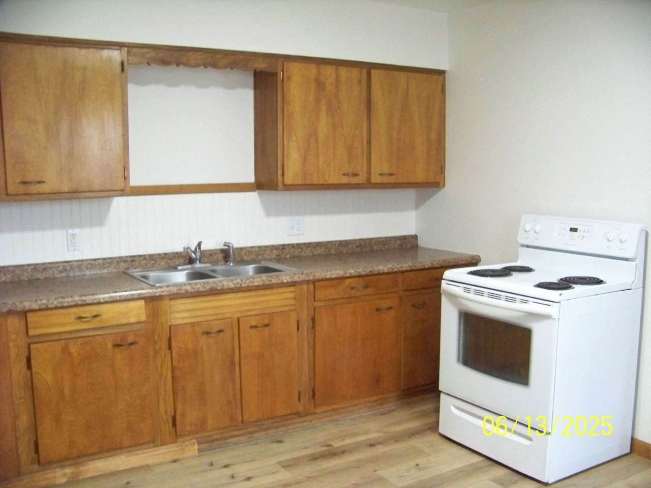 510 E Ohio St #510 - Photo 3 of 9