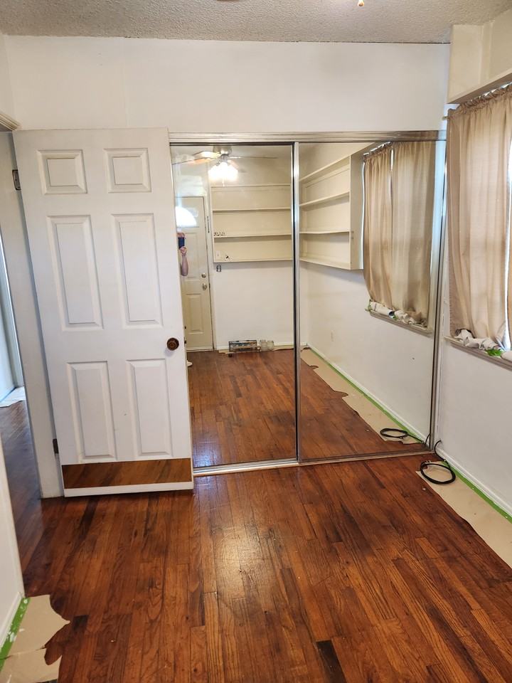 1322 Roycroft Ave #NA - Photo 6 of 9