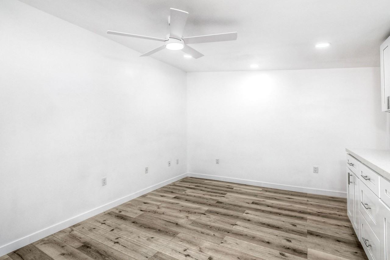 4108 Mission Avenue - Photo 6 of 21
