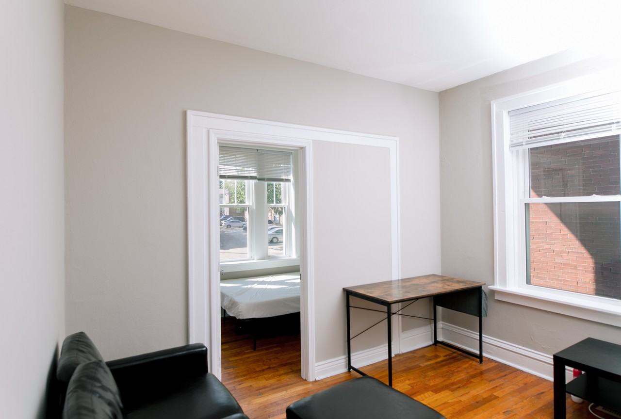 908 Eastgate Ave #2N - Photo 4 of 32