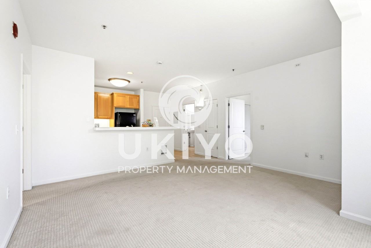 655 12th Street Apt 218 - Photo 7 of 35