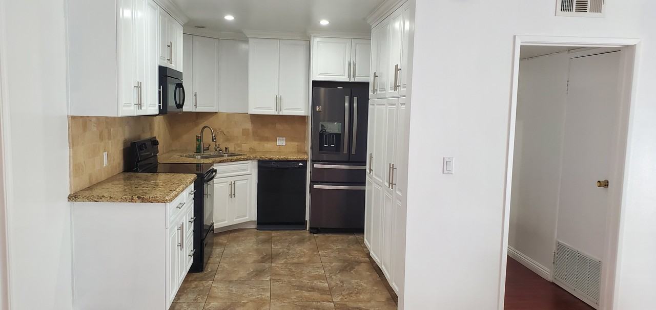312 N Louise St #108 - Photo 2 of 43