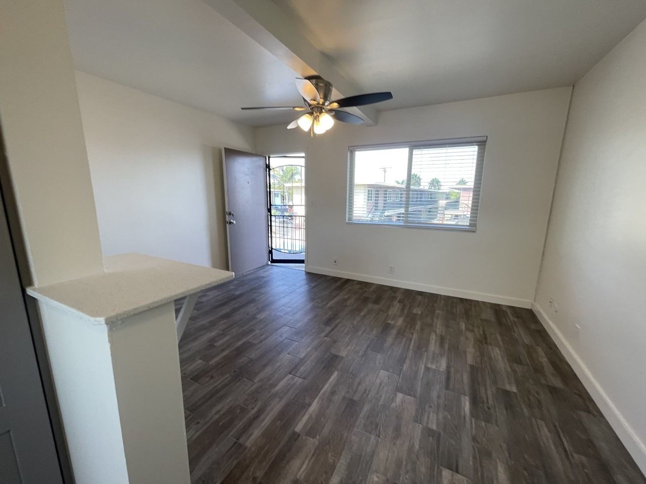 3133 Kemper Street - Photo 3 of 21