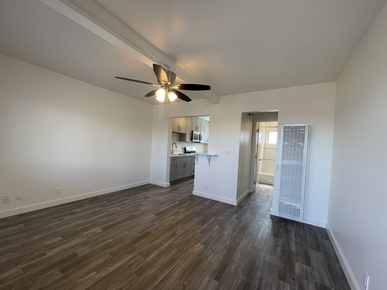 3133 Kemper Street - Photo 5 of 21