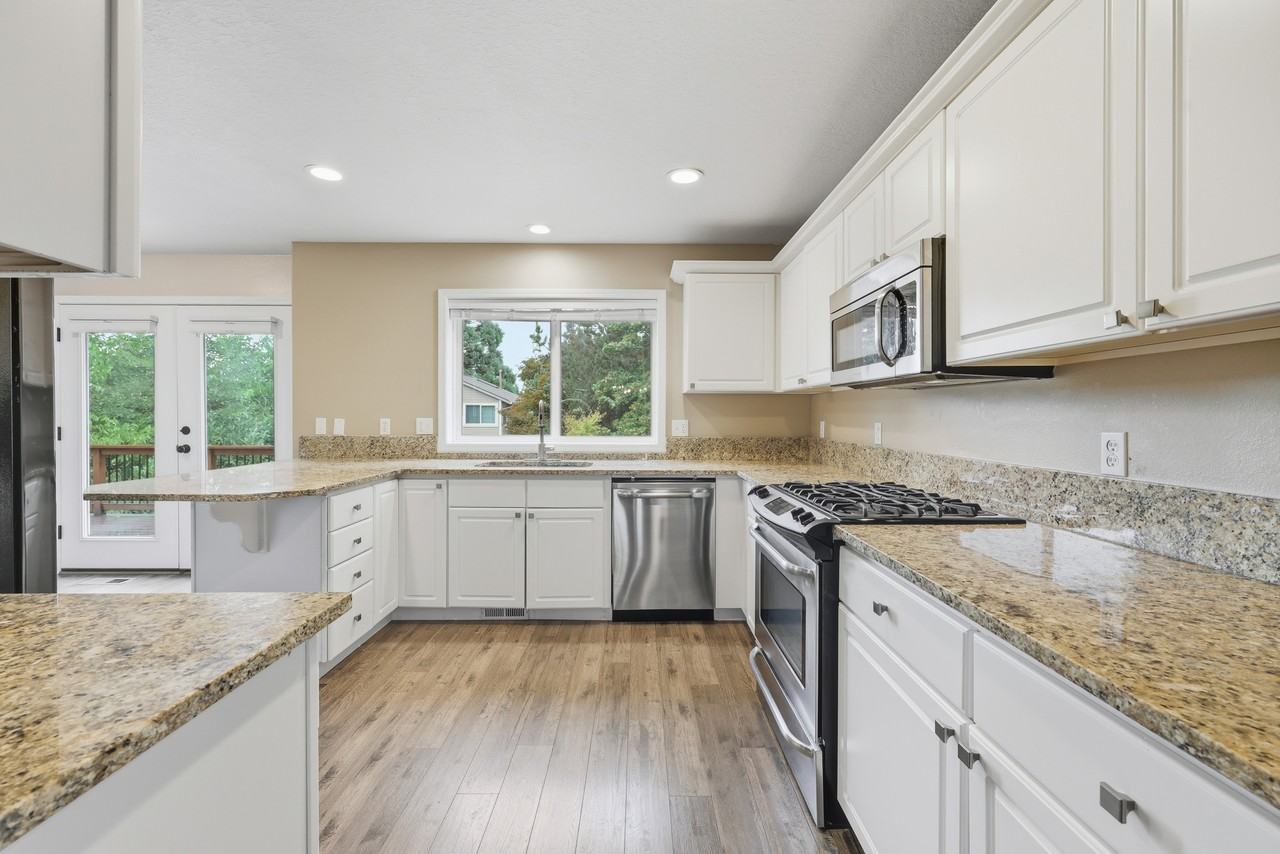 16119 Nw Ramona Dr #NA - Photo 4 of 23