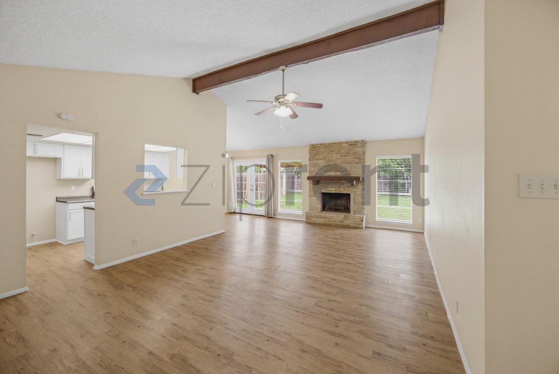 8318 Tuxford - Photo 7 of 32