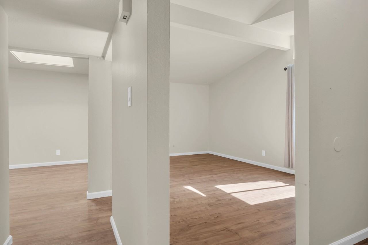 709 Arnold St - Photo 3 of 28