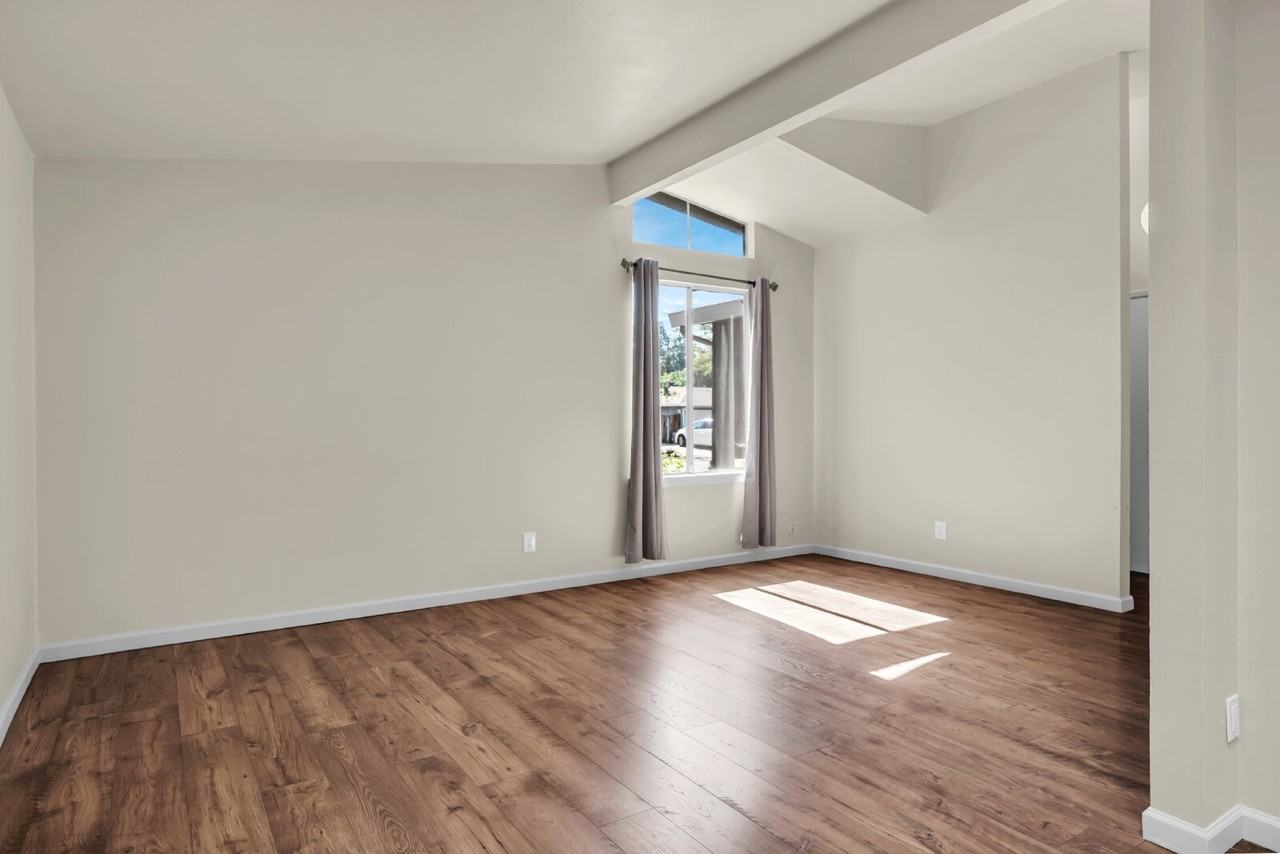 709 Arnold St - Photo 4 of 28
