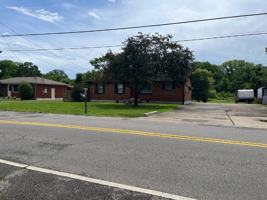 featured image of 3311 W Hamilton Ave