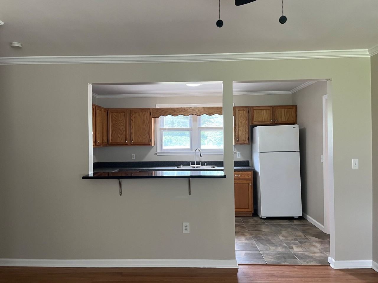 3311 W Hamilton Ave - Photo 7 of 27