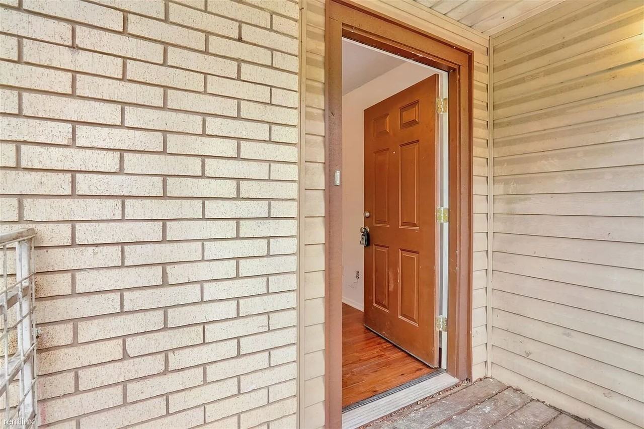 714 Martindale Rd - Photo 2 of 25