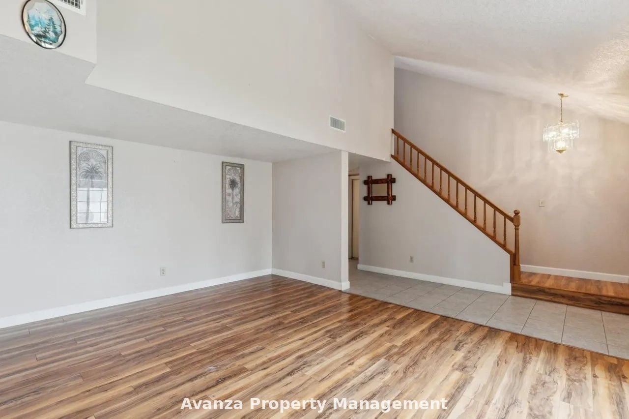 4129 W Regency Ave - Photo 5 of 26